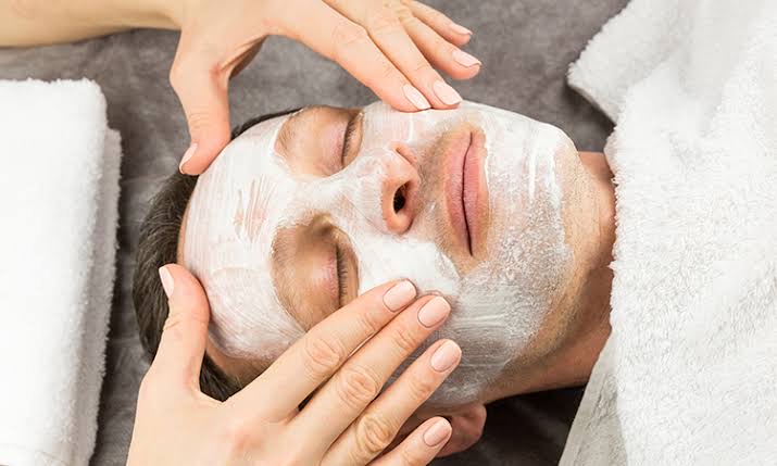 Mr.BARBER MENS SALOON